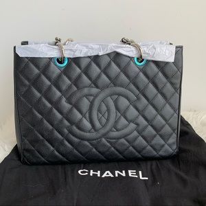 🔥New🔥 Chanel GST Black with silver hardware!!